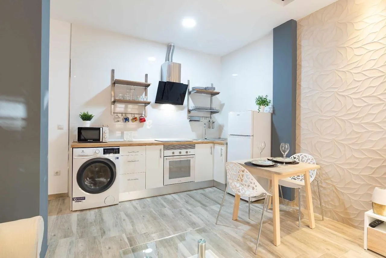 Vialia Suites Cinema Málaga Apartamento