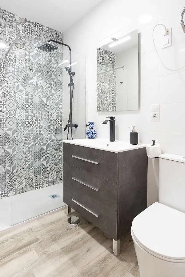 Vialia Suites Cinema Málaga Apartamento